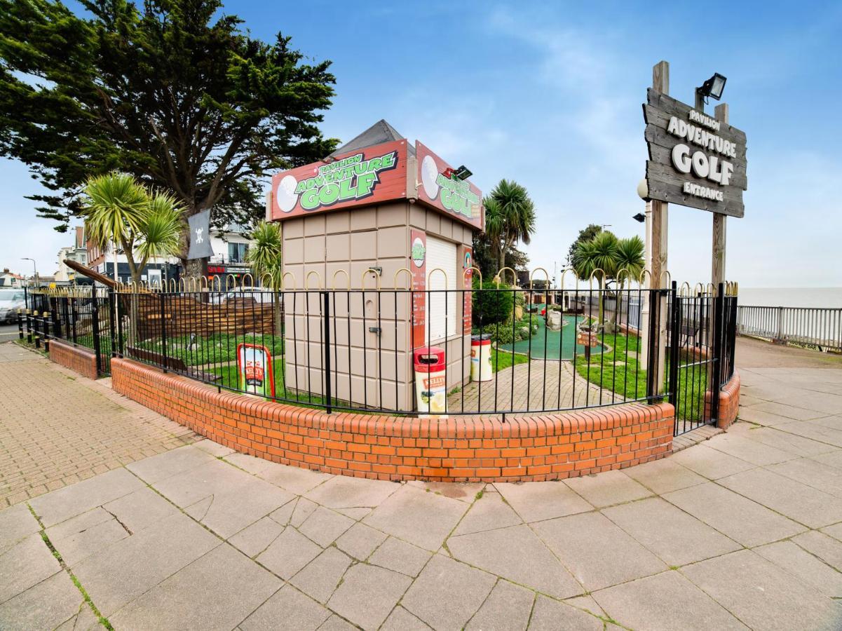 Hotel Sea Breeze Clacton-on-Sea Εξωτερικό φωτογραφία